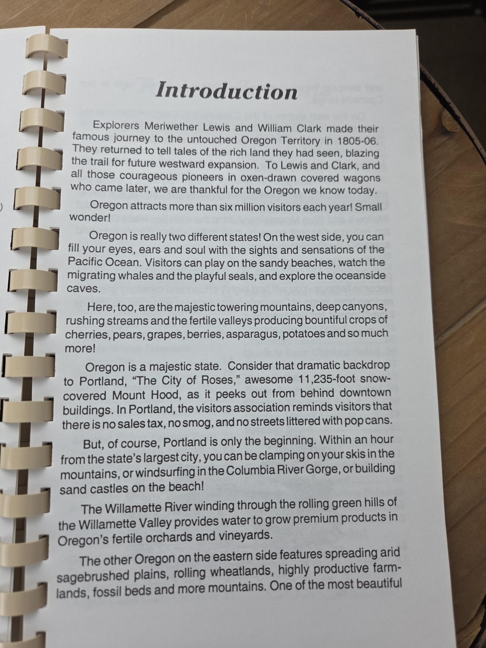 Oregon Cook Book - Blue Scenic Cover - Picture 5 of 10